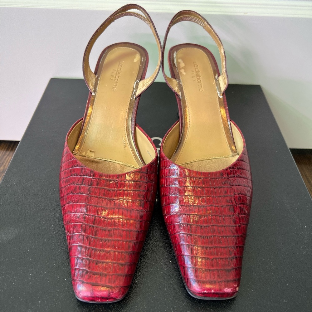 Liz Claiborne Flex Pump